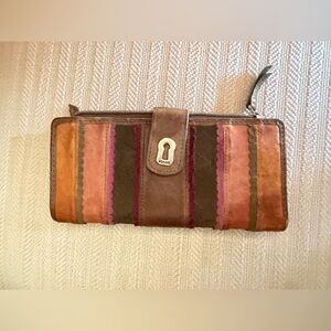 Fossil vintage patchwork wallet